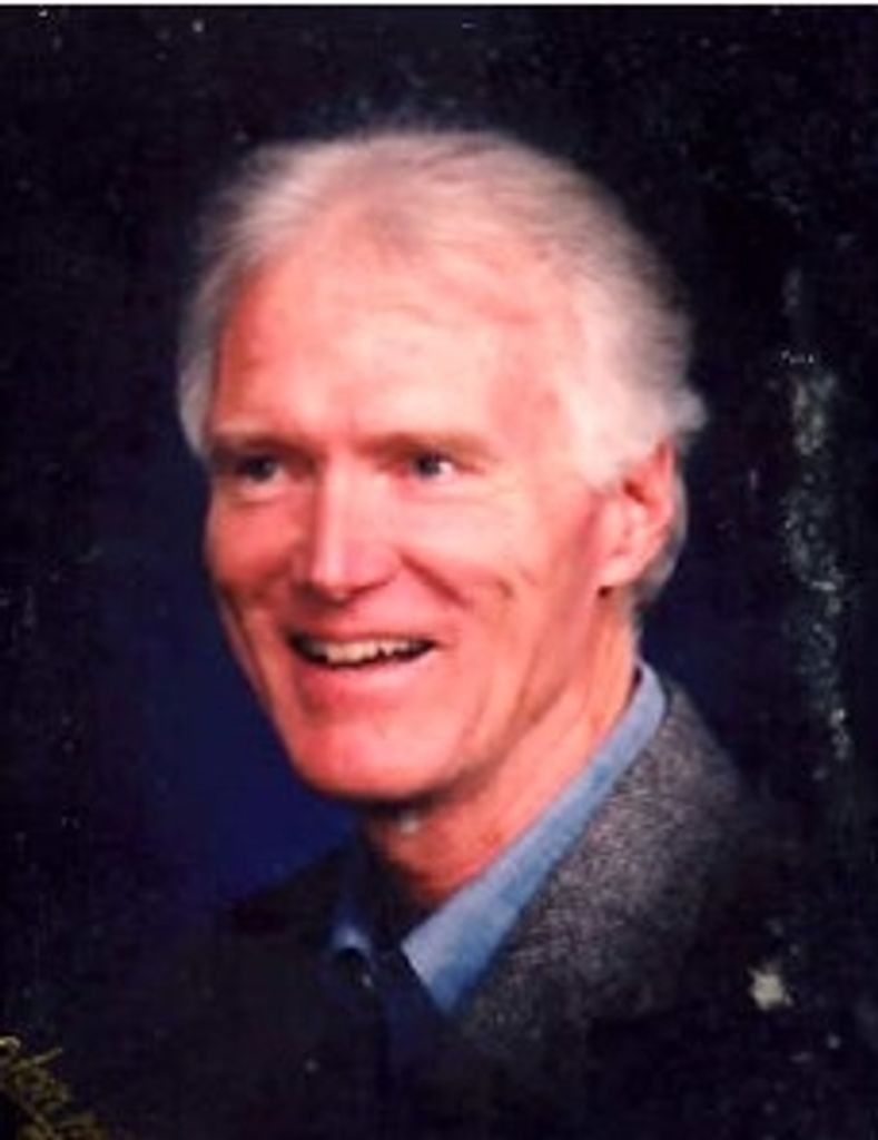 Thomas Momberger Profile Photo