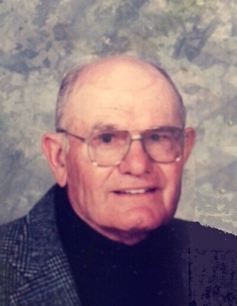 Bruce Macneill Profile Photo