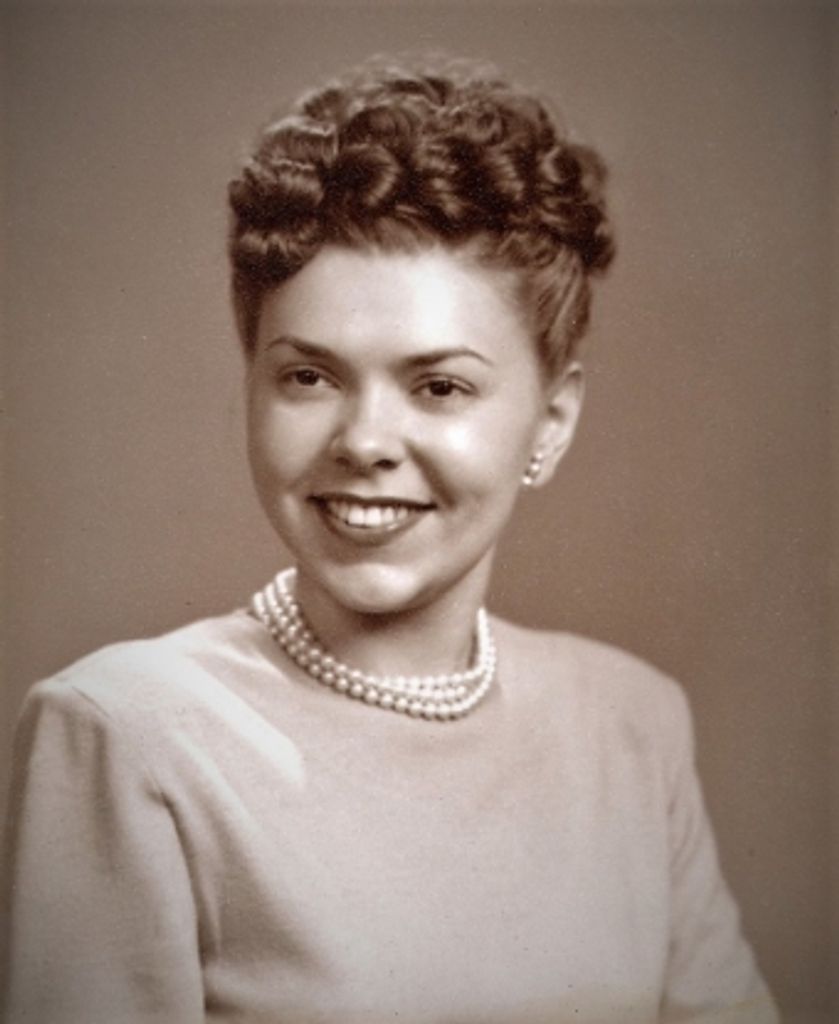 Delphine Lois Sendelbeck Profile Photo