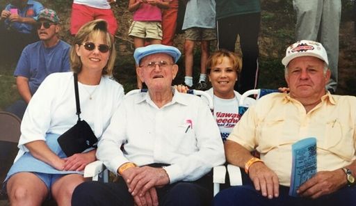 Virgil Elmer Siewert photo gallery thumbnail 128 of 202