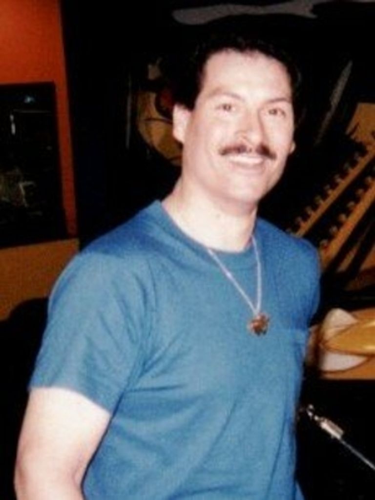 Elvin Morales