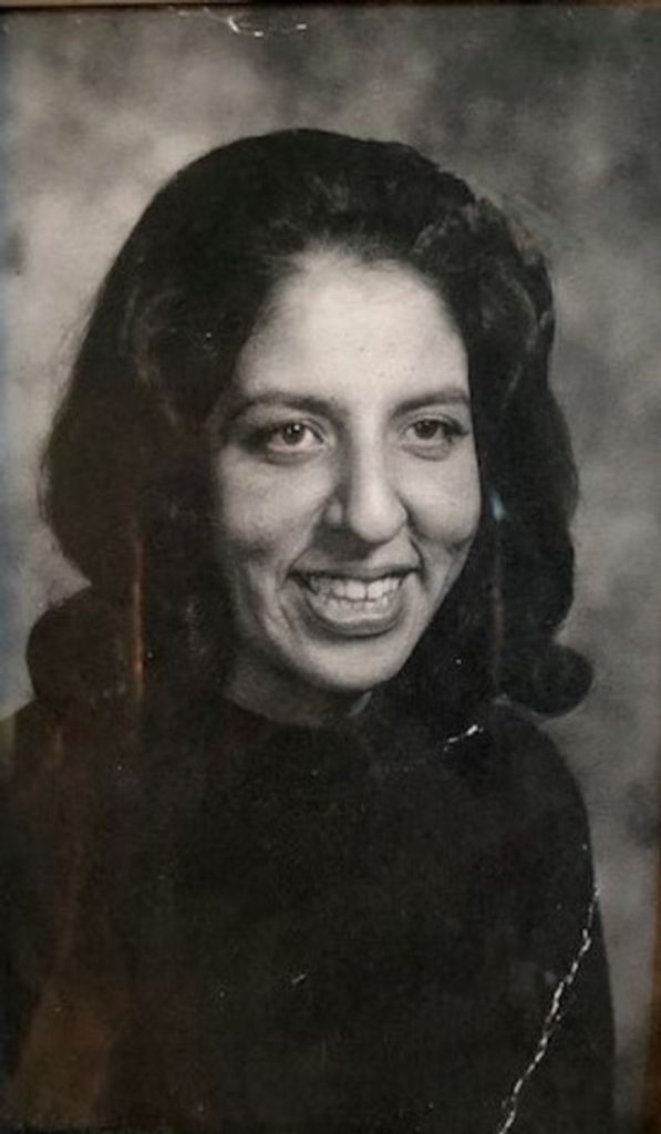 Lorraine Juanita Tucker