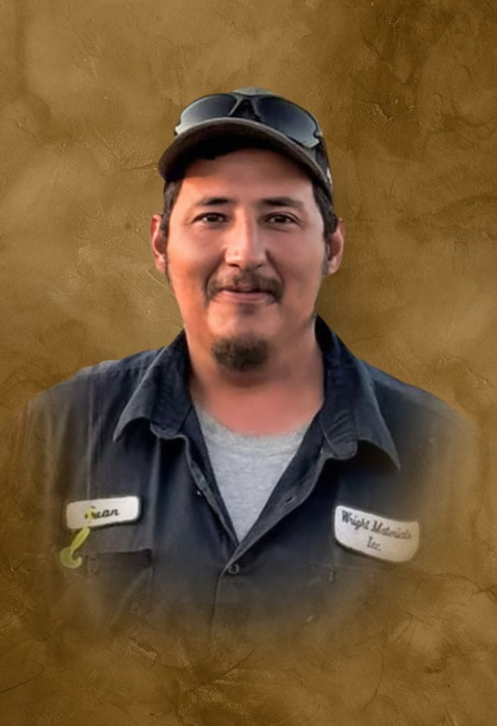 Juan De Los Santos Profile Photo