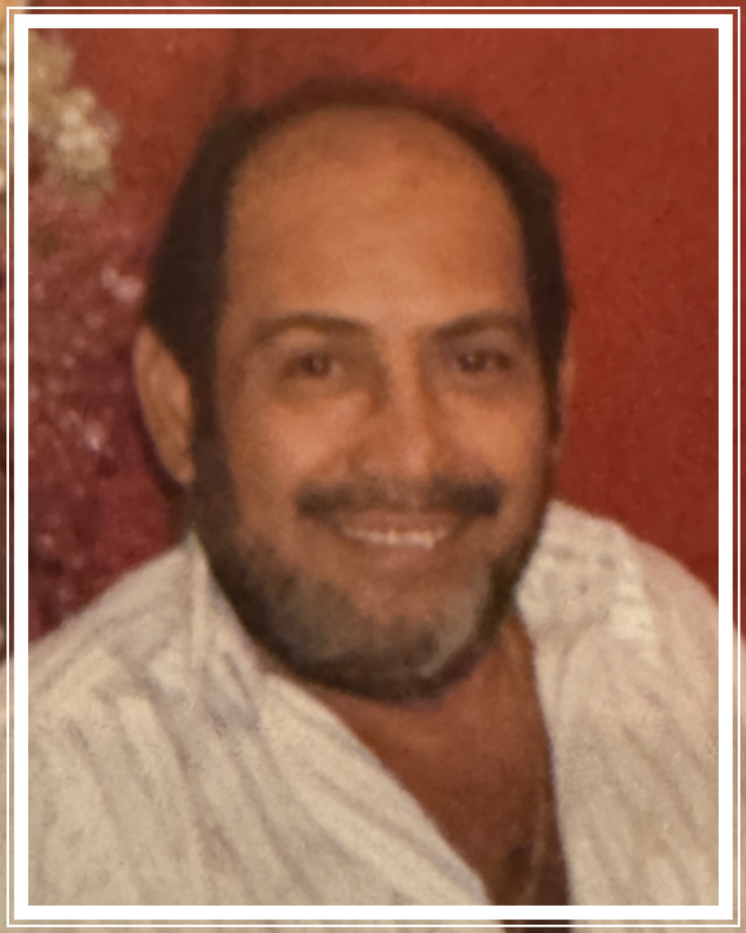 Miguel Lionel Gomez Profile Photo