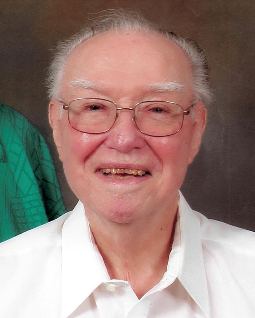 Leo Edward Davis