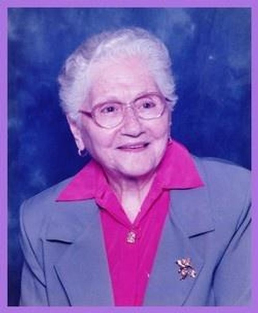 Evelyn F Langley