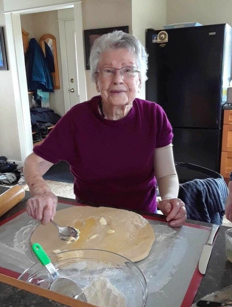 Bertha Elizabeth Holland Profile Photo