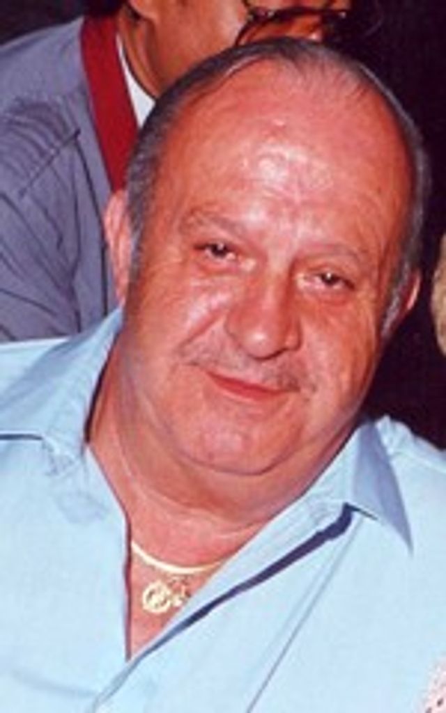 Edward J. "Kooch: Vieira