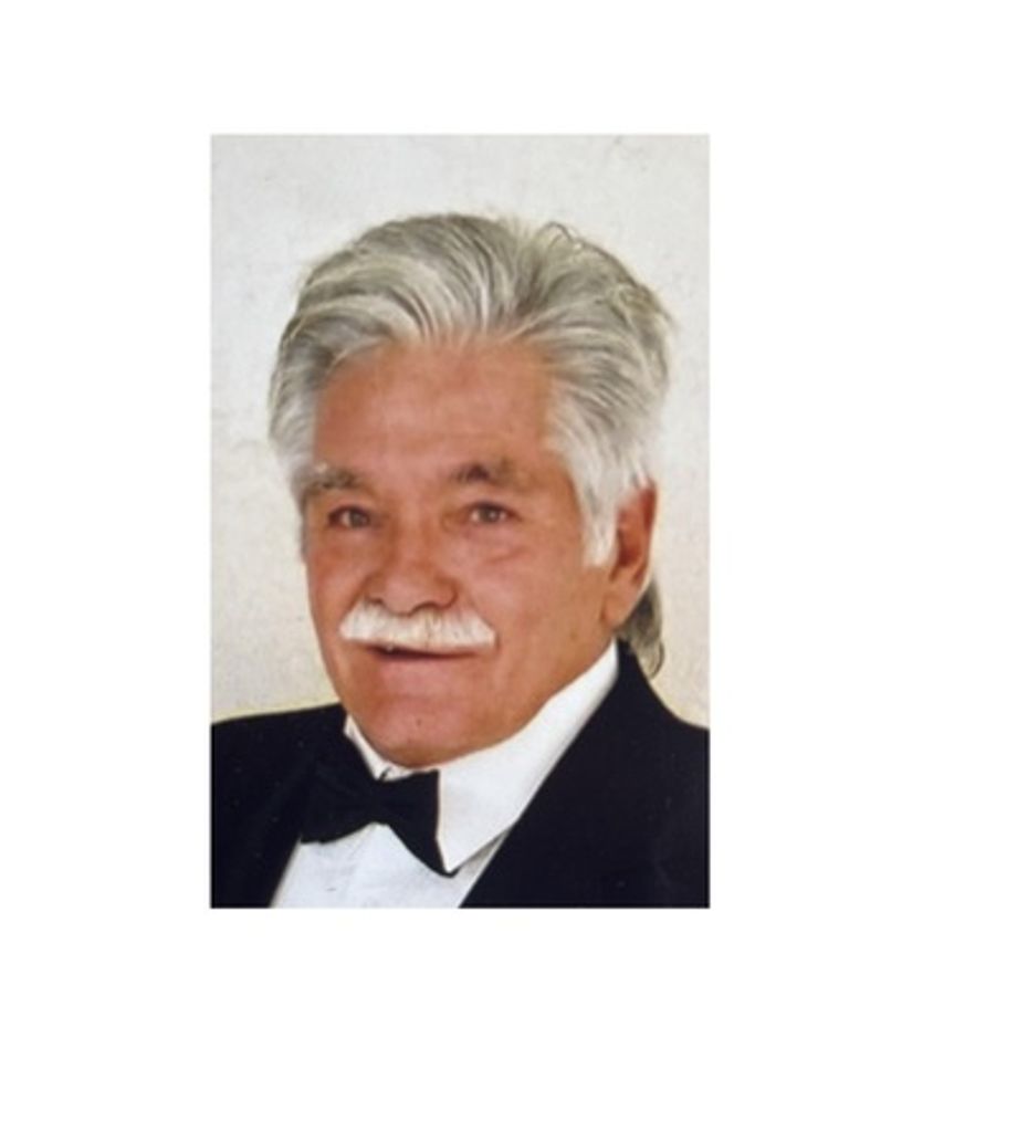 Manuel Pineiro Profile Photo