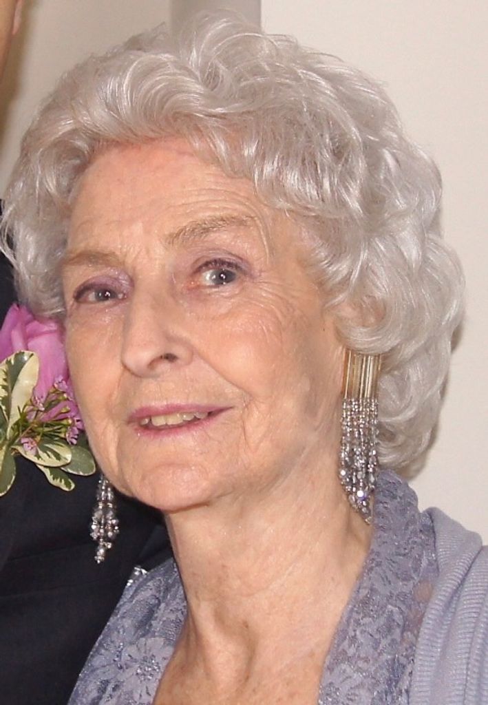 E. Dani (Nee Danfield)  Annise Profile Photo