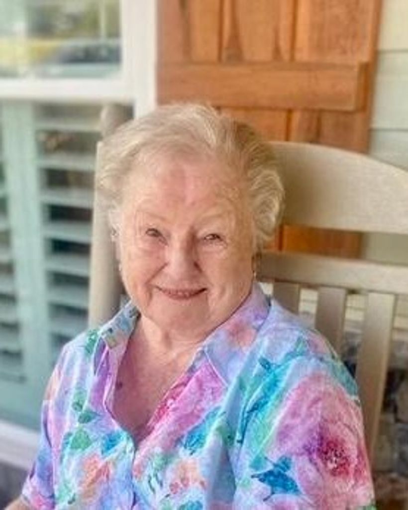 Sally Lindholm Sculati Profile Photo
