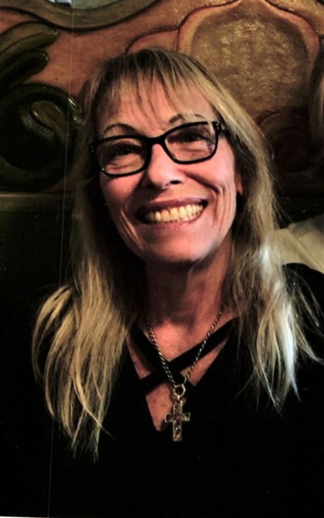 Debra Curry Profile Photo