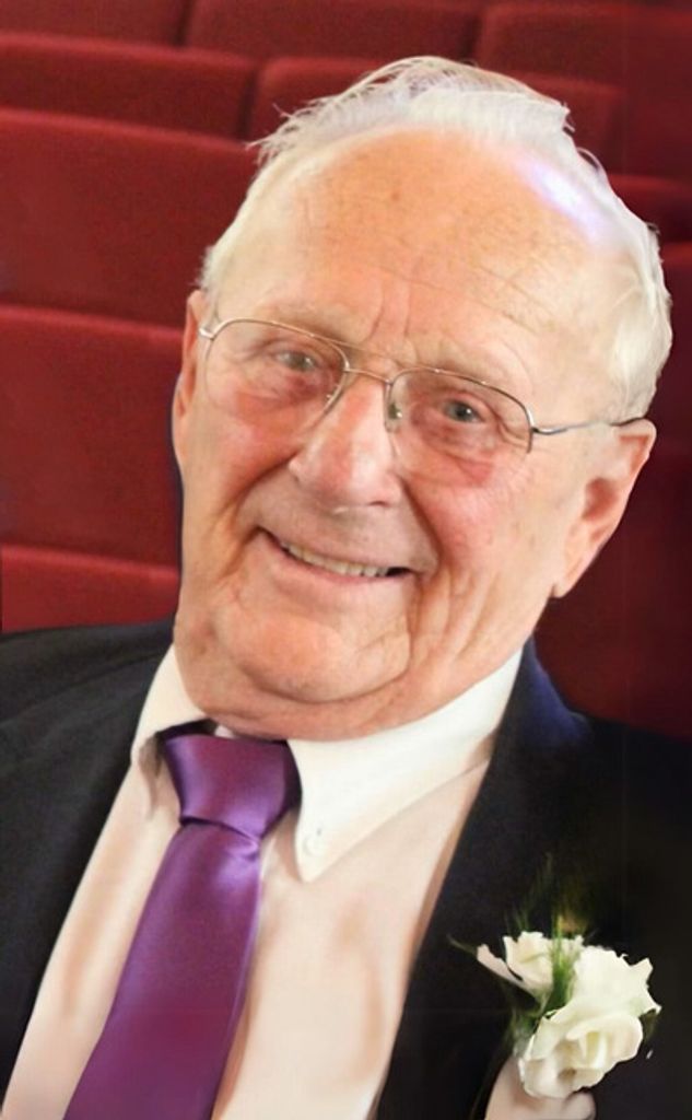 Robert "Bob" Wayne Walth