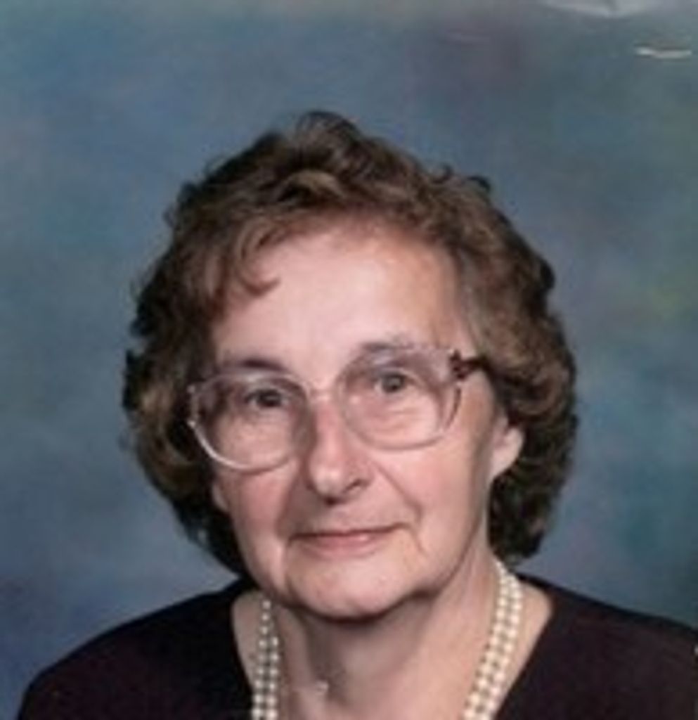 Lois J Robertson