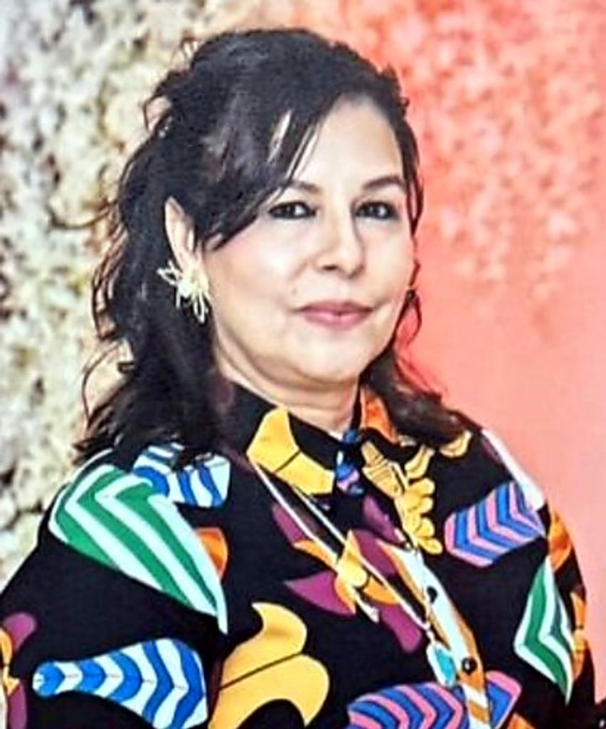 Blanca Campos De Reyes