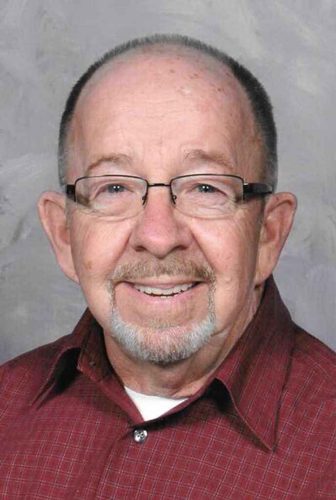 Robert W. "Bob" Reed