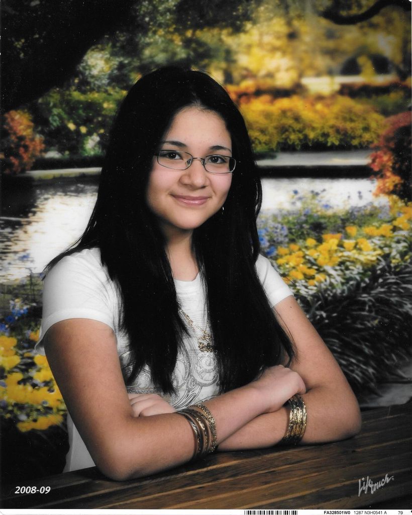 Selena Lizhet Hernandez-Pina