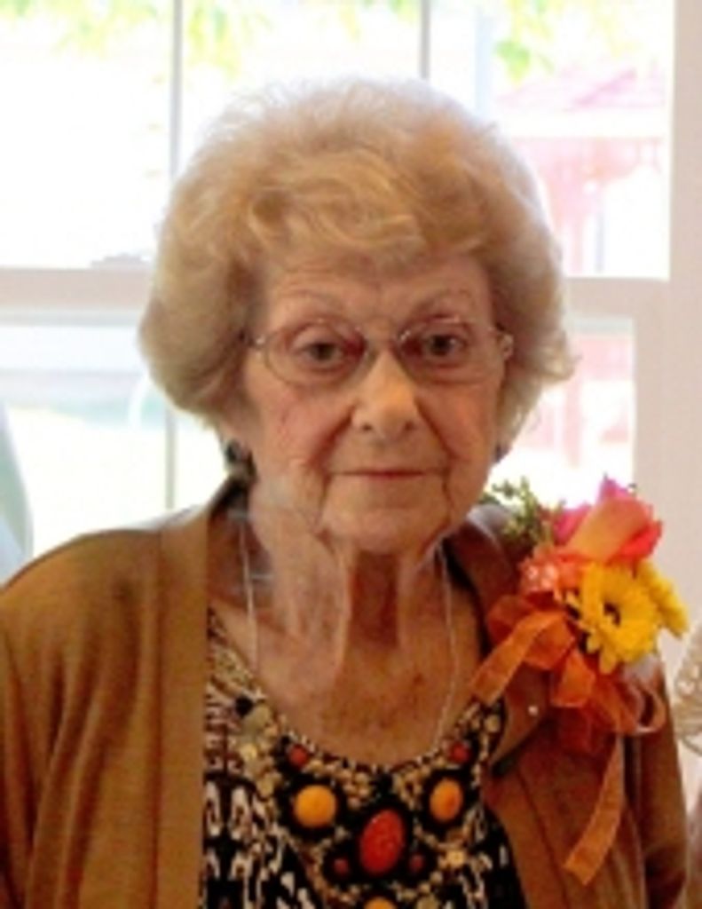 Mary  V Goecke