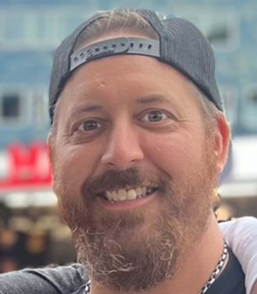 Christopher Floress Profile Photo