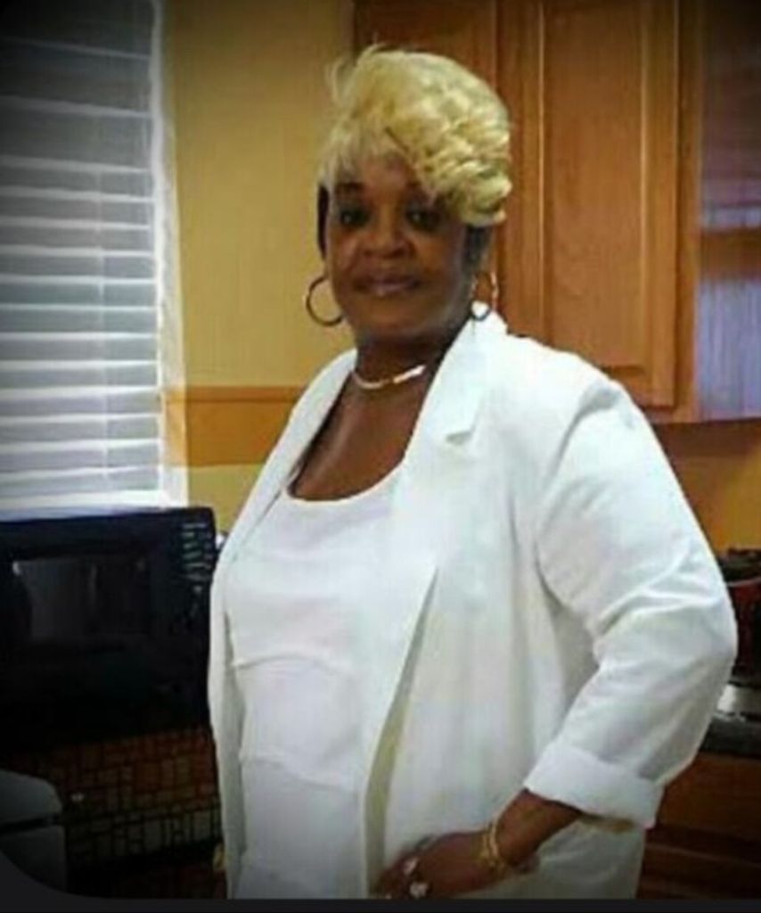 Vivian Eileen Rothwell Profile Photo