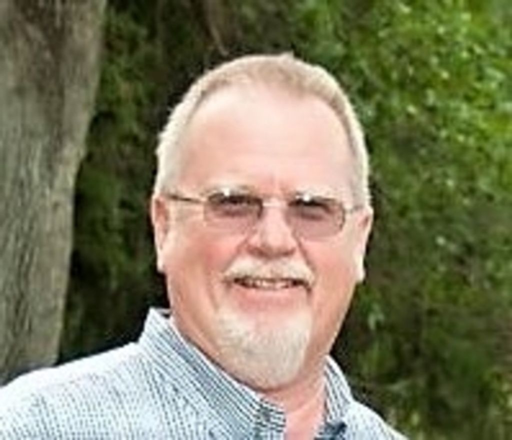Robert Michael Trout Profile Photo