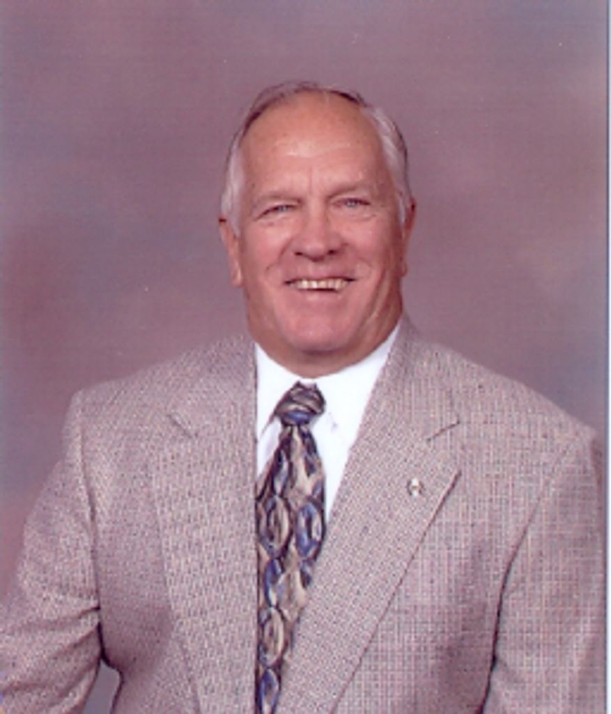 Charles A. Comneck Profile Photo