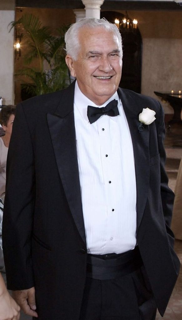 Ruben Del Valle Profile Photo