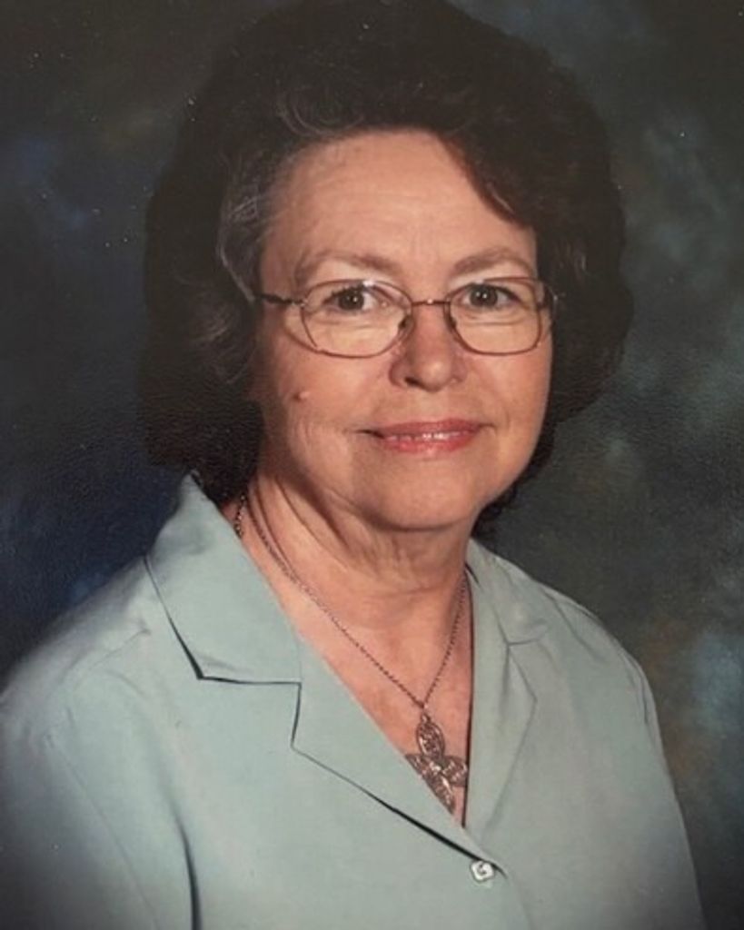 Linda Bates Thompson