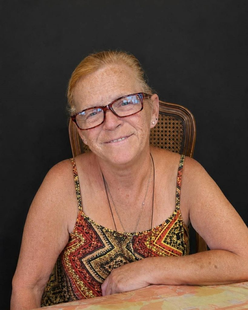 Paula Sue Xenos