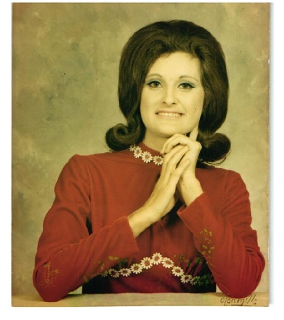 Linda Lee Profile Photo