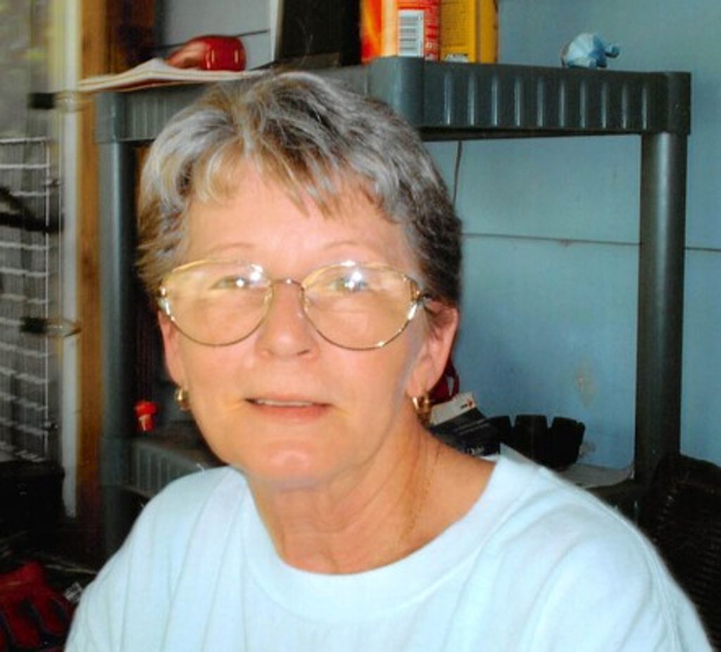 Janet Jones Profile Photo