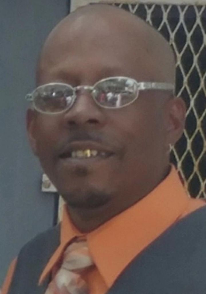 Mr. Elliott White Profile Photo
