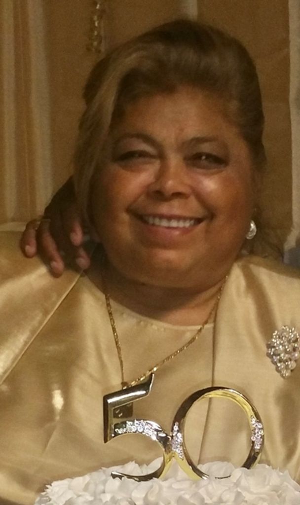 Ruth Roche-Navarro Profile Photo