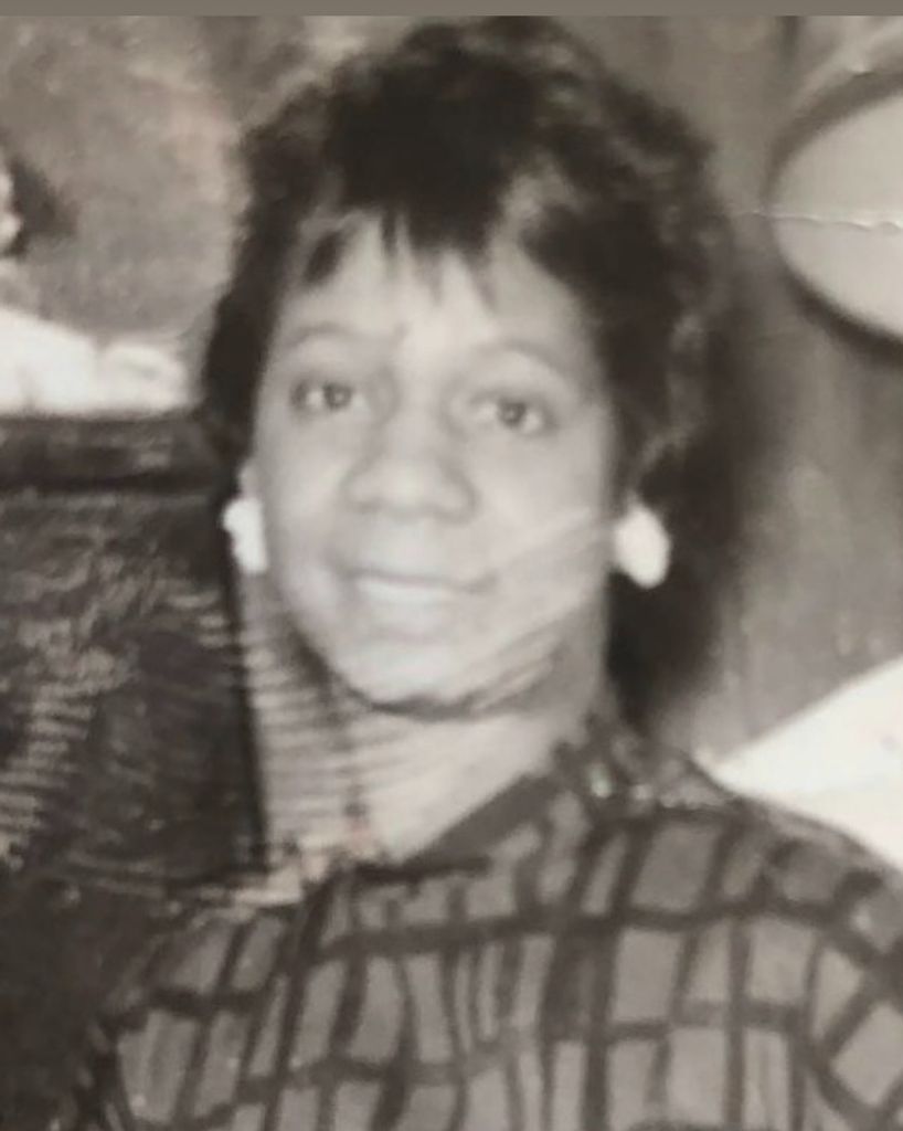 Loretta Ebron
