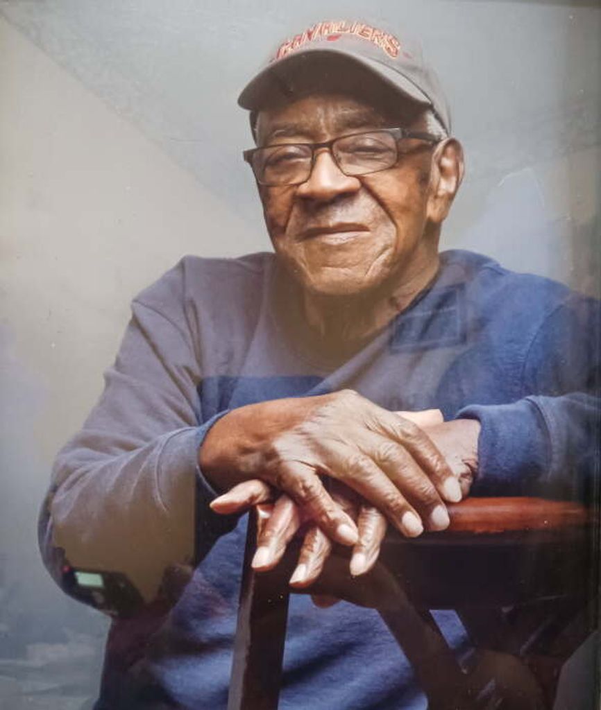 Earl L Thomas Profile Photo