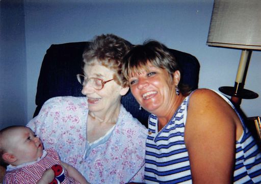 Kathleen Willock-Frank photo gallery thumbnail 61 of 88