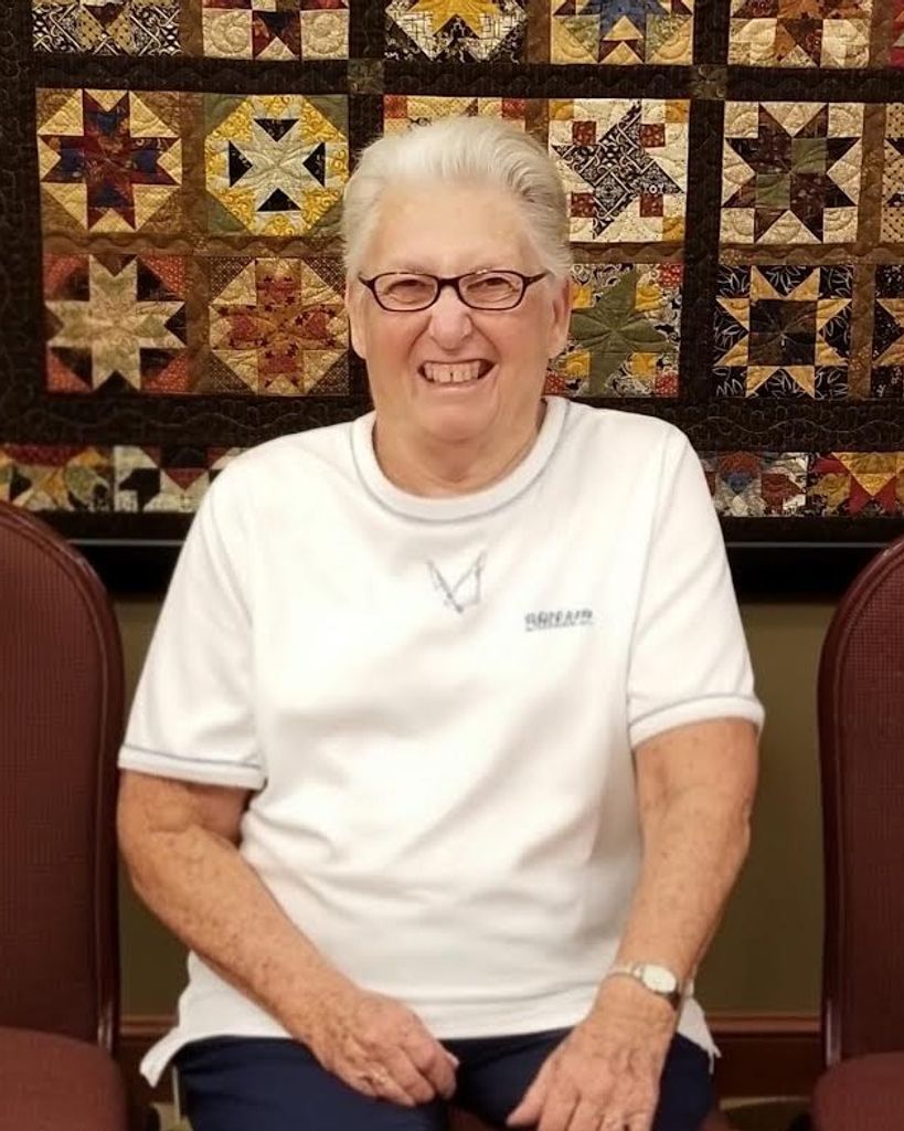Mary Lou Hix Profile Photo