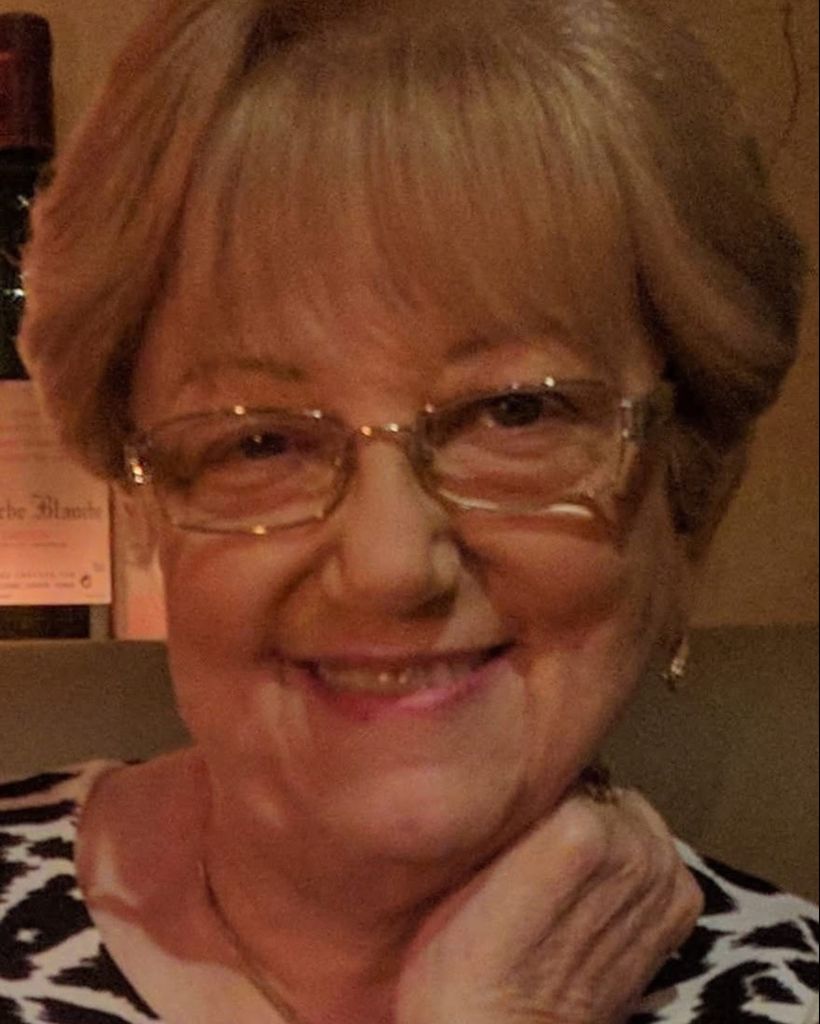 Elaine Marie Bell (née Venverloh, formerly Winka) Profile Photo