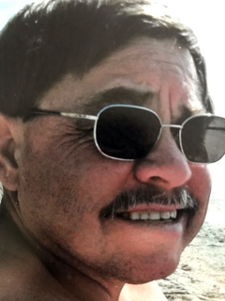 Paul Noel Hamilton Profile Photo