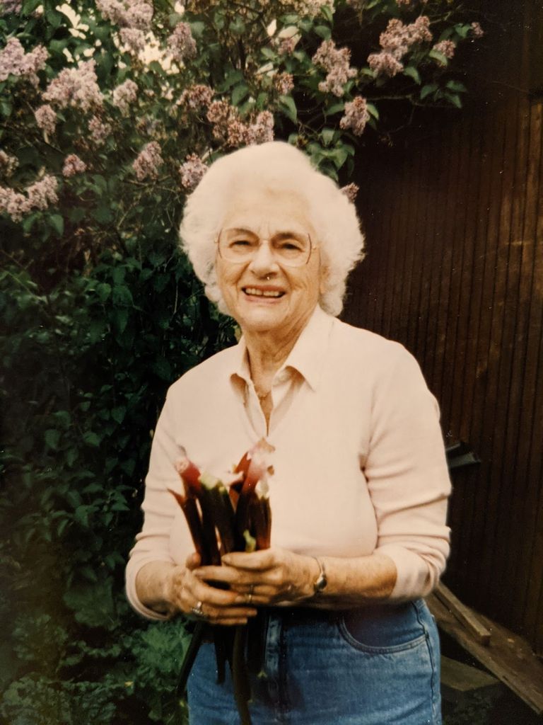 Theresa Amsterlaw