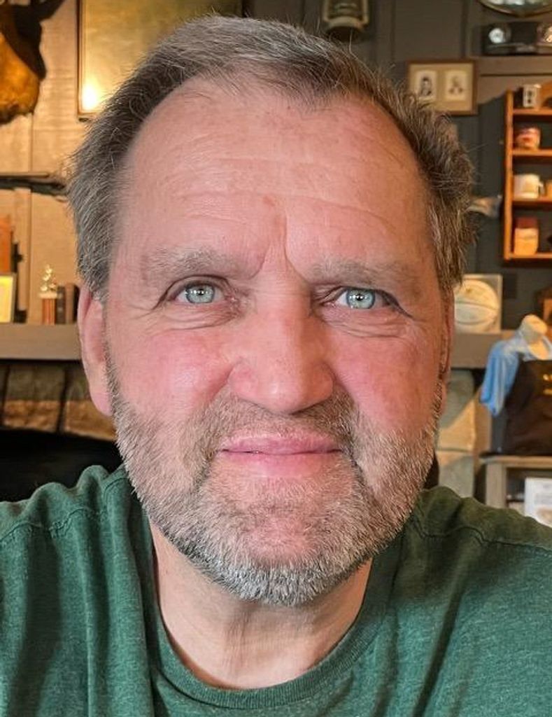 Floyd W. Dixon Profile Photo
