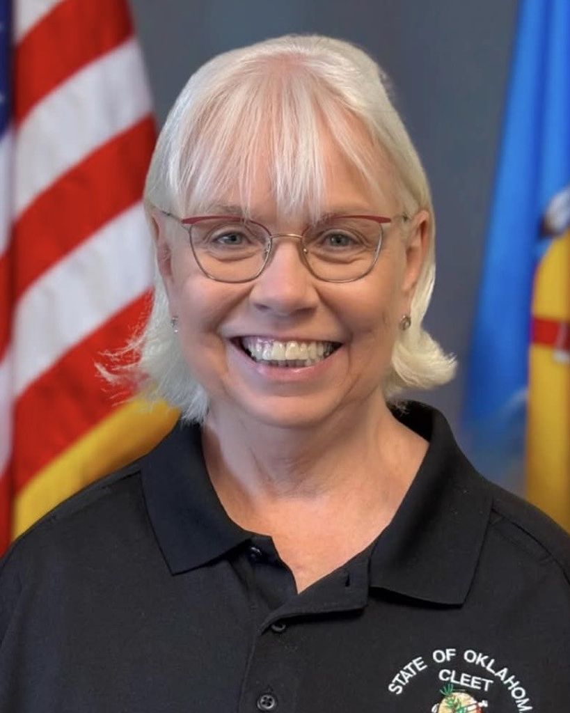 Shelly Lowrance Profile Photo