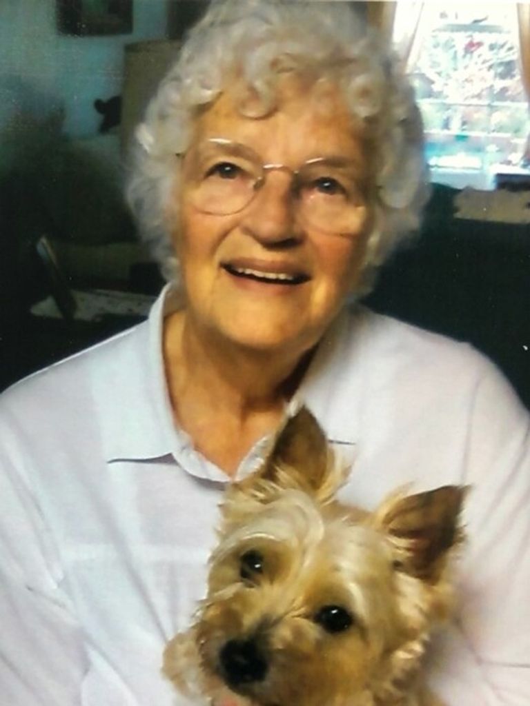 Anna Marie Lewis Profile Photo