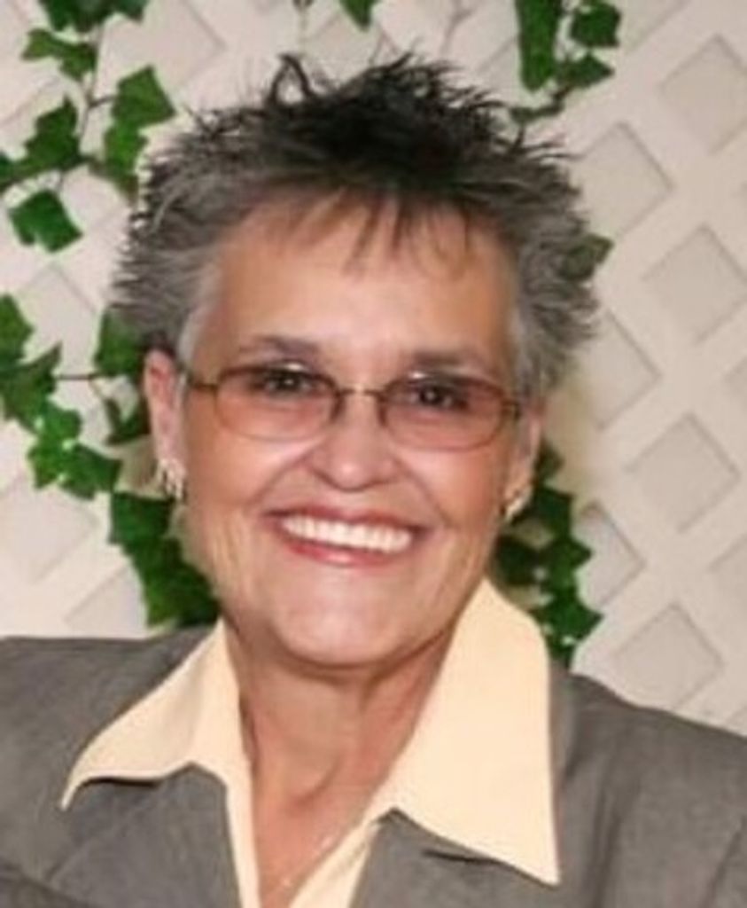 Paula Lynne Anderson Profile Photo