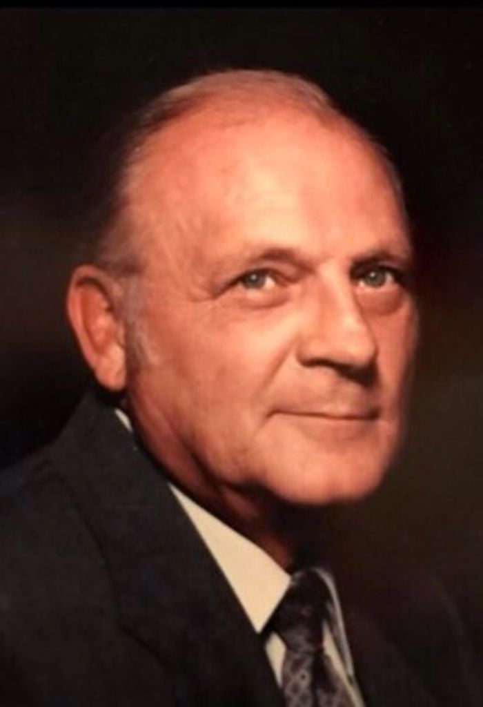 Leo Dorr Kurowski Profile Photo