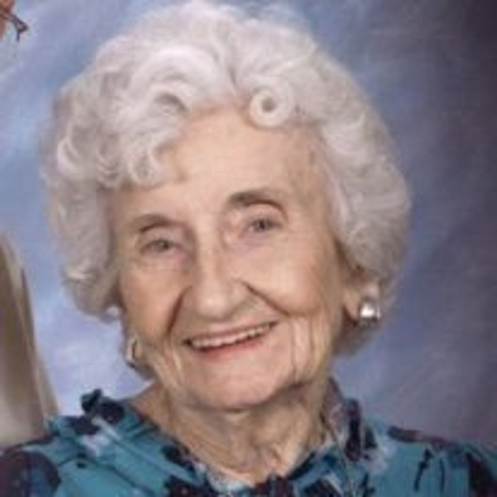 Dorothy Evelyn "Noozie" Green