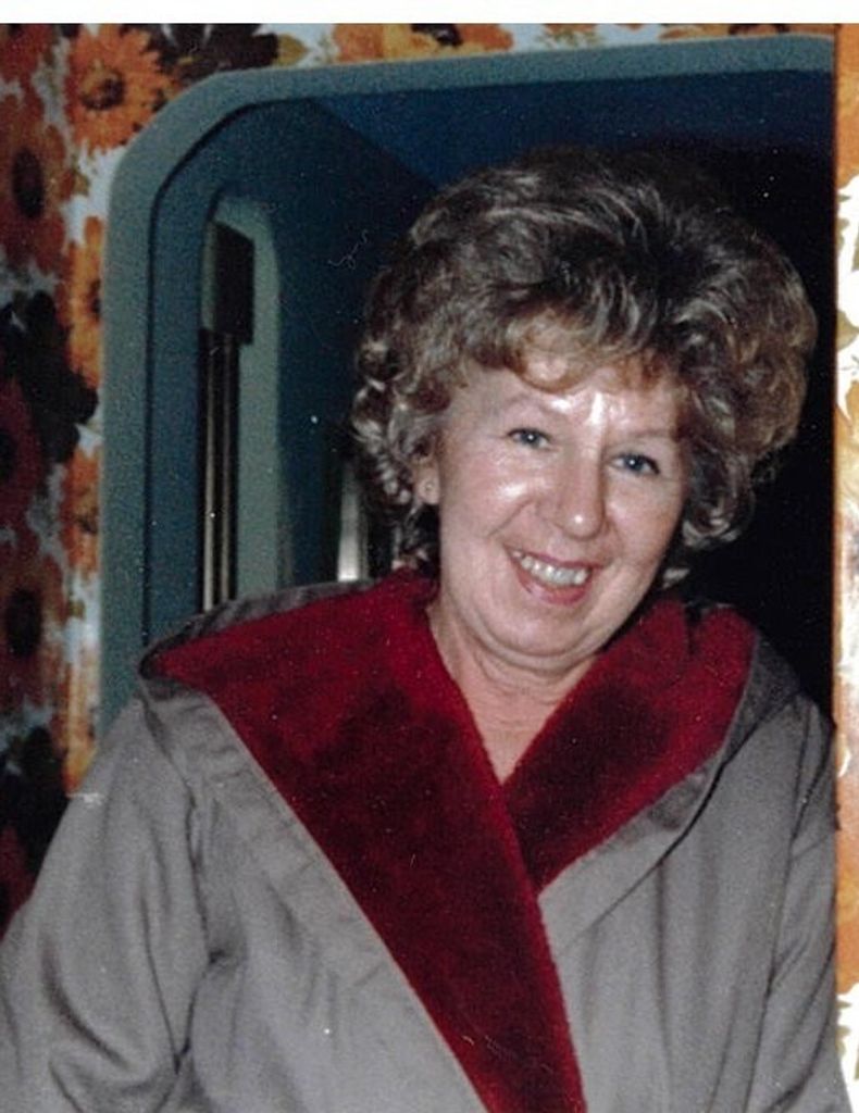Helen Jean (Wincik)  Kolakowski Profile Photo