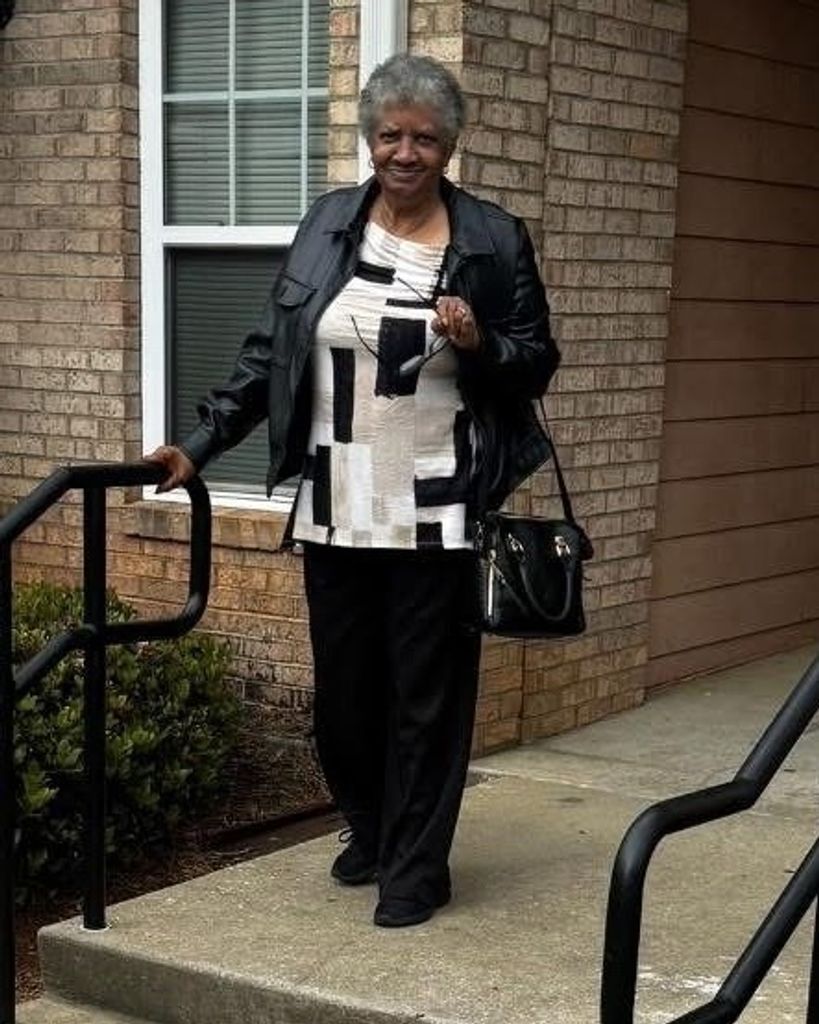 Ms. Vera B. "Wo Wo" Shaw