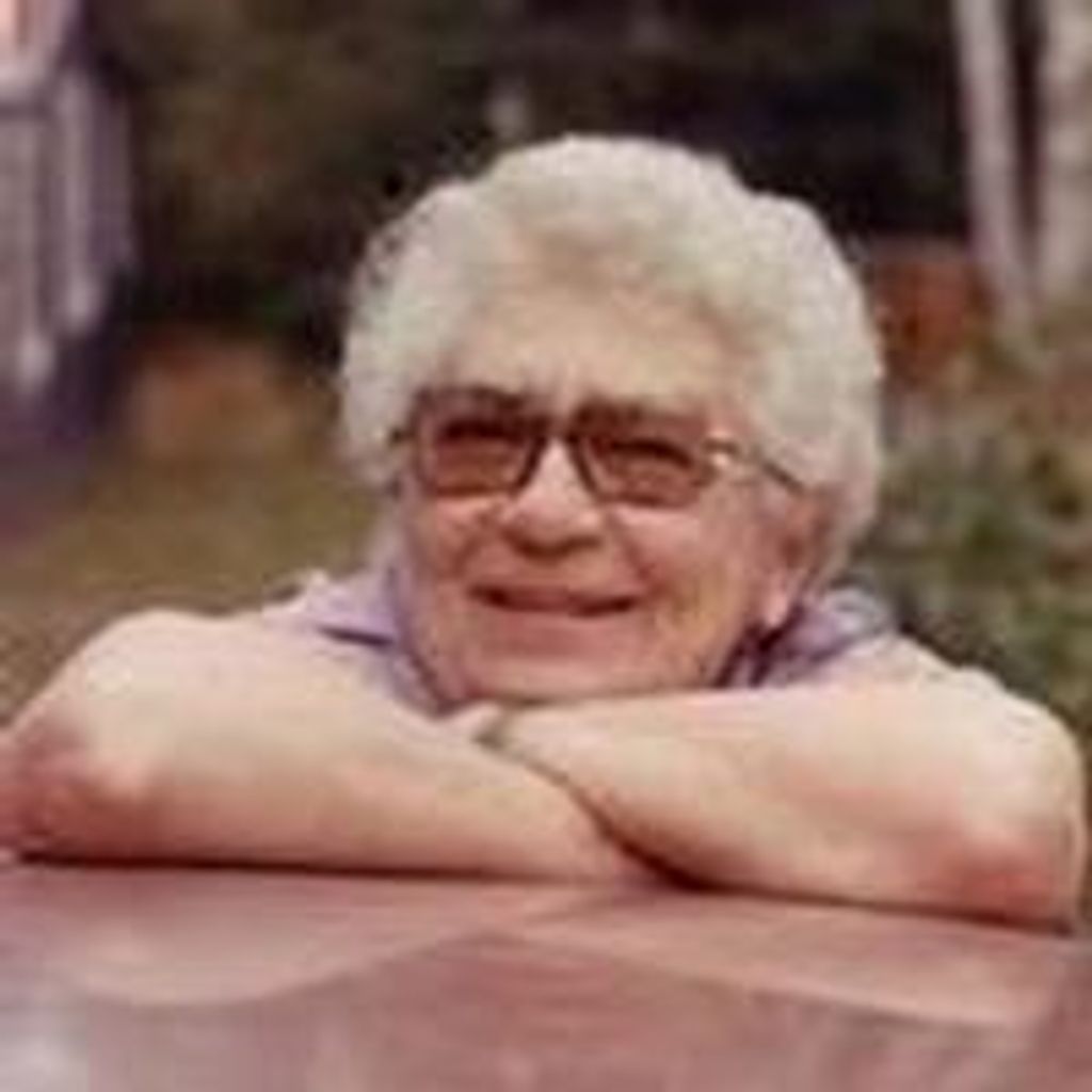 Verna Beverly Carlson