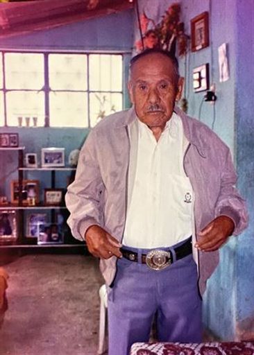 Alejo Izaguirre Saavedra photo gallery thumbnail 99 of 148